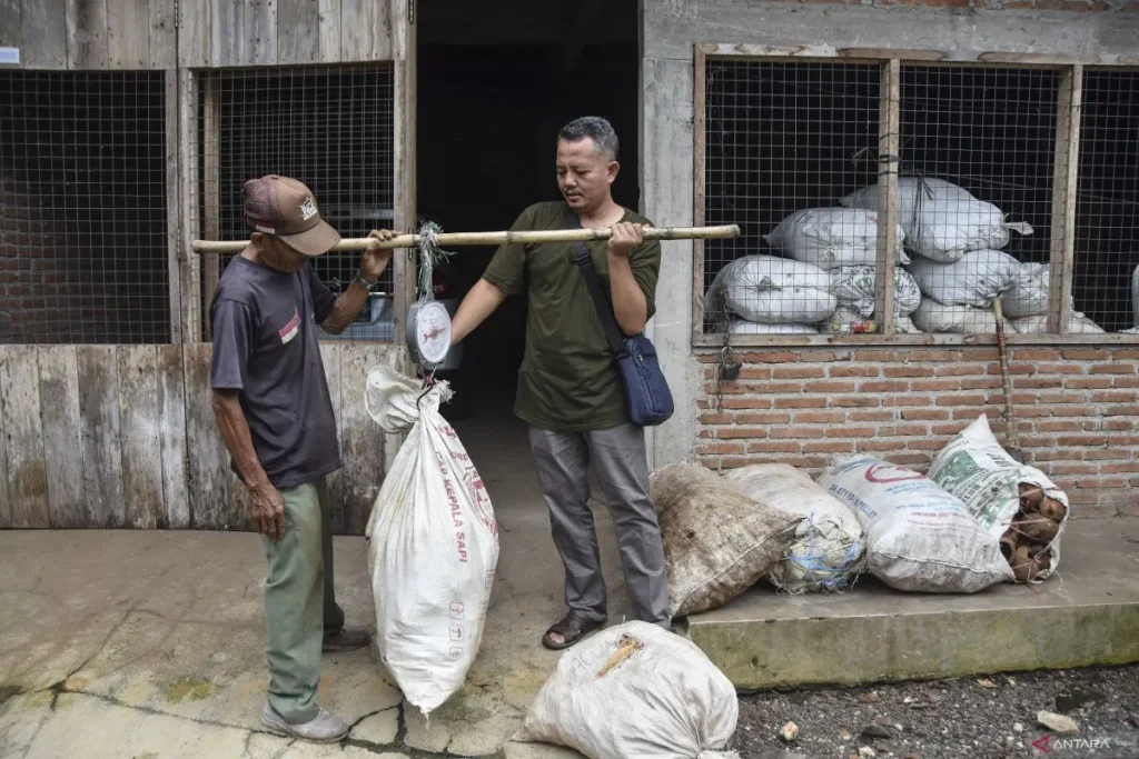 Indonesia promotes deposit protection plan for cooperatives.